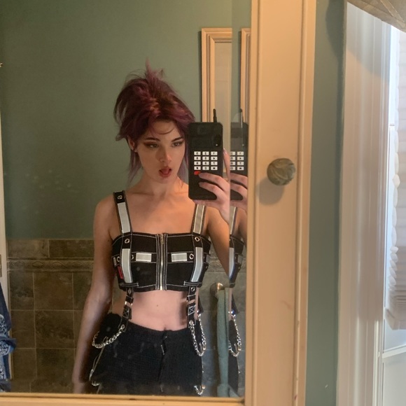 Meet your Posher, Amy - Picture 4 of 14